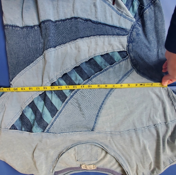 We The Free Rays of Indigo Tee - Picture 13 of 14